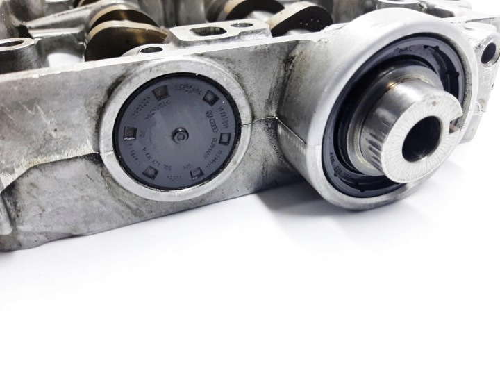 фото №6, Vw passat b8 audi a4 b9 2.0 tdi головка двигателя валы 04l103308c 04l103292f