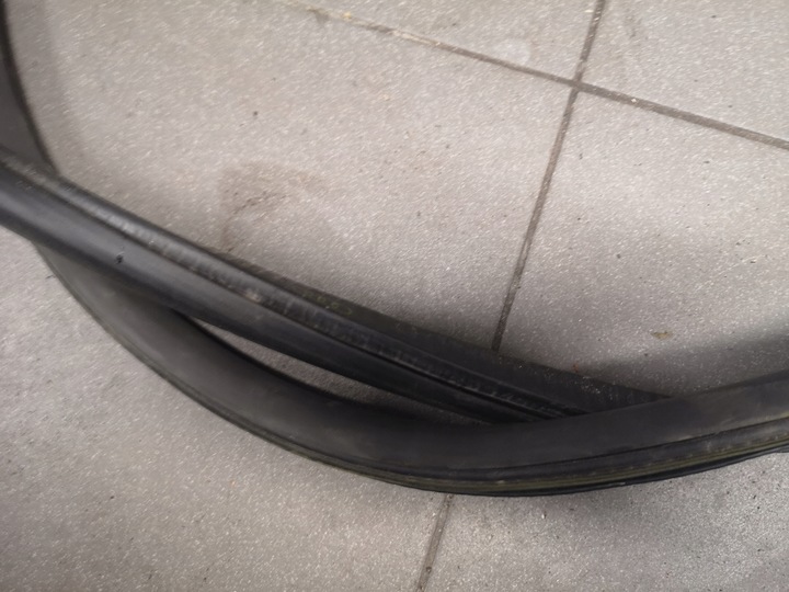 фото №10, Прокладка двері праві перед audi a6 c5