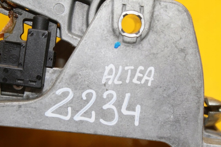 фото №7, Важіль гальма ручного altea 2.0 fsi 1k0711303