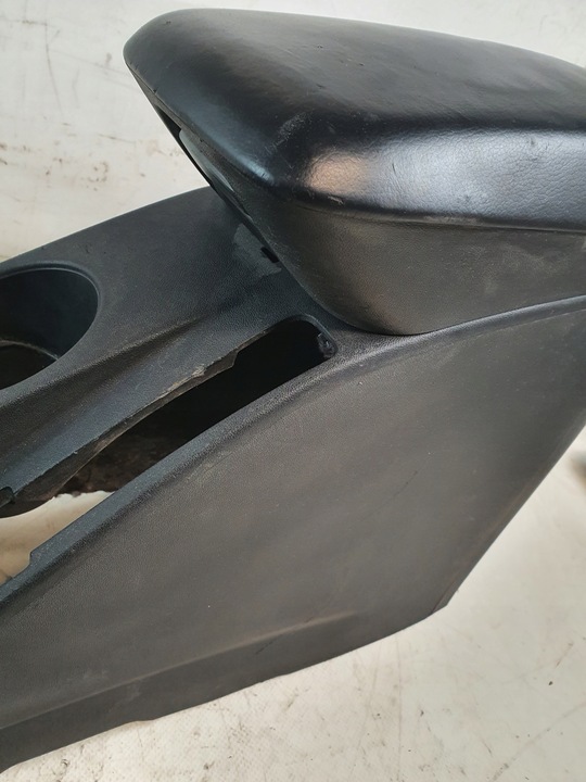 фото №6, Туннель средний подлокотник оригинальный номер 1296687 kia ceed fl 09-12r.