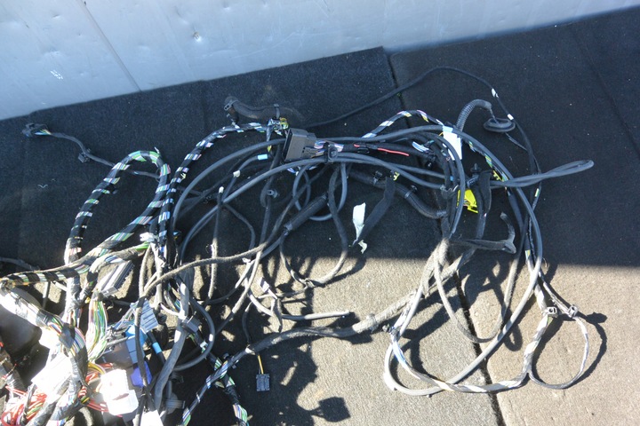 фото №6, Dacia duster ii 17- установка жгут электрический комплект 1.6 механическая коробка передач