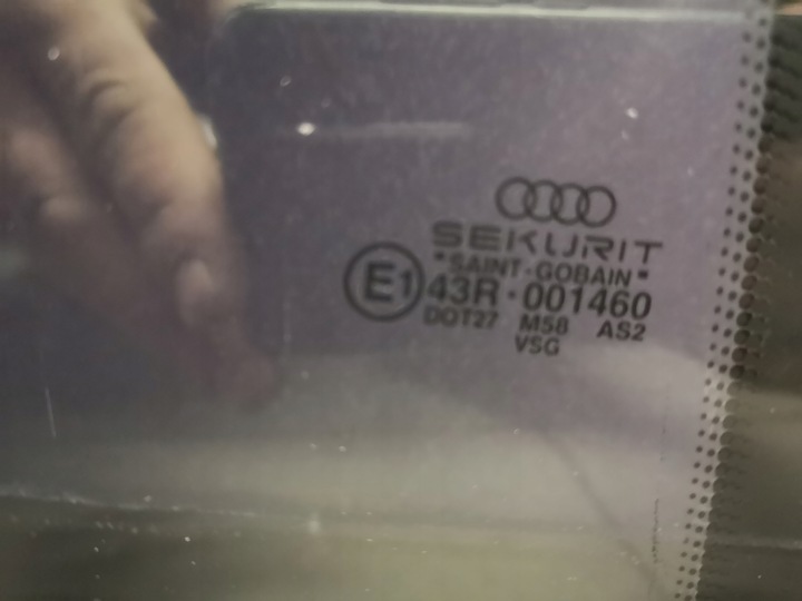 фото №8, Скло двері правий зад audi a8 d2 vsg