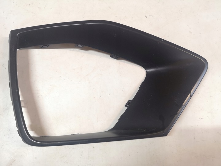 фото №1, Audi q8 s-line- рамка, решётка бампера левая