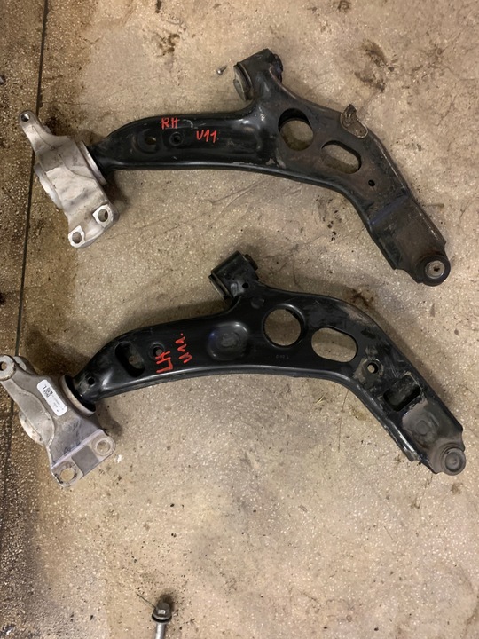 фото №1, Важіль перед 8846543 лівий bmw 2 u06 x1 u11 оригінал