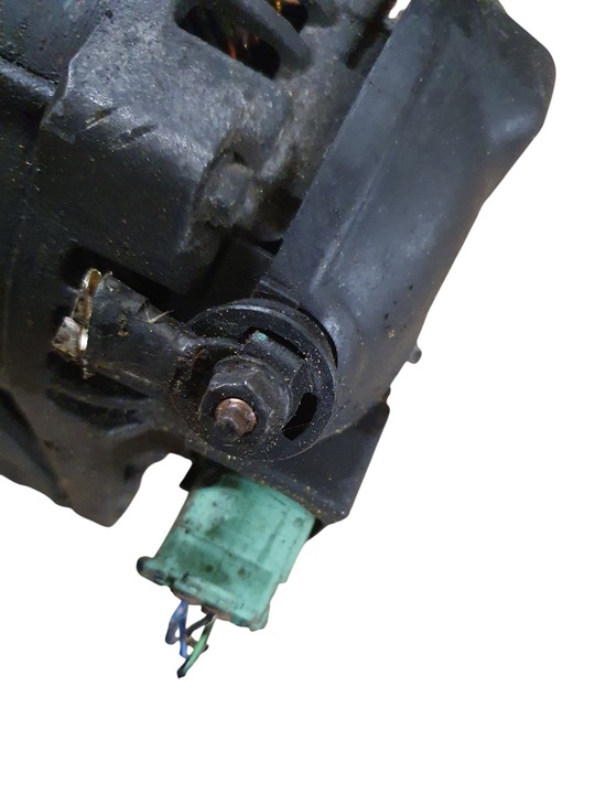 фото №11, Toyota avensis verso 2003 генератор