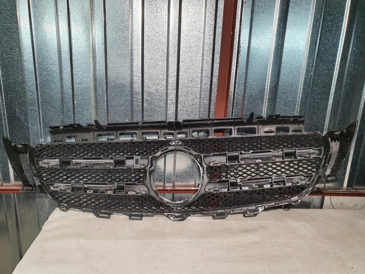 фото №5, Решётка радиатора mercedes e-klasa w213 хороший a21388801223