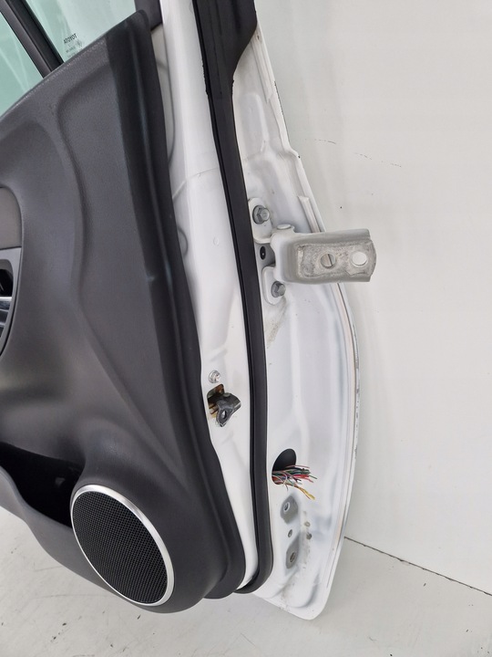 фото №10, Двері ліві передні лівий перед toyota yaris iii 3 5d