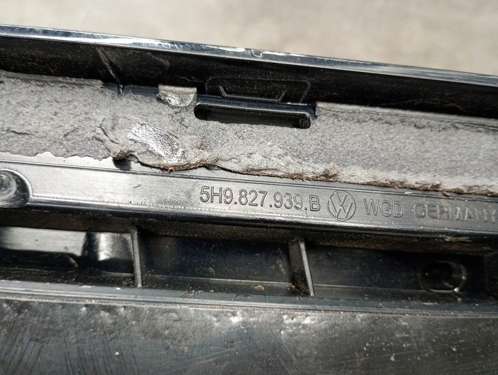 фото №11, 5h9827939b спойлер спойлер крышки правые vw golf viii