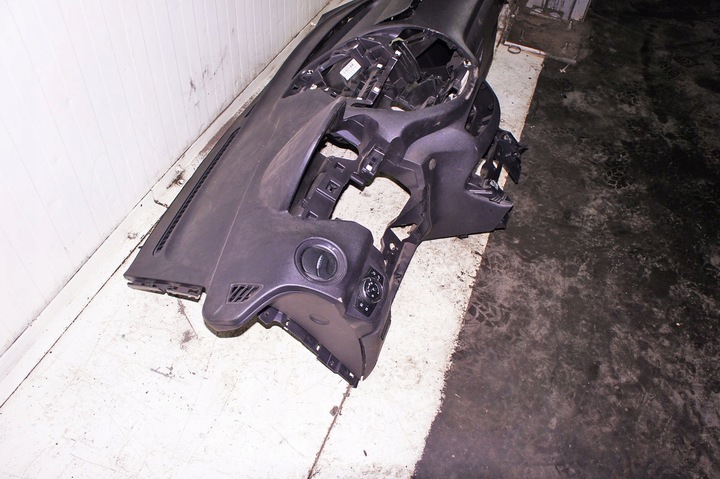 фото №7, Mu046 ford tourneo courier ^ панель капот pulpit