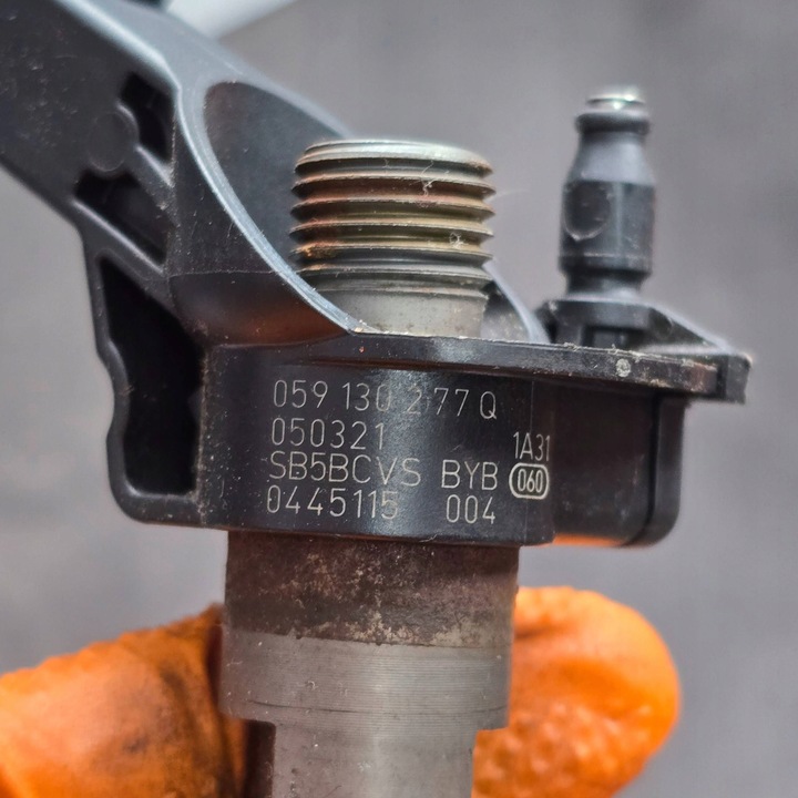 фото №7, Оригінальний інжектор пального 059130277q do audi a6 c7 vw porsche