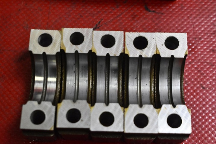 фото №13, Головка двигателя rf5m5g-6090-aa ford focus mk2 1.8 16v 125 km 04-08