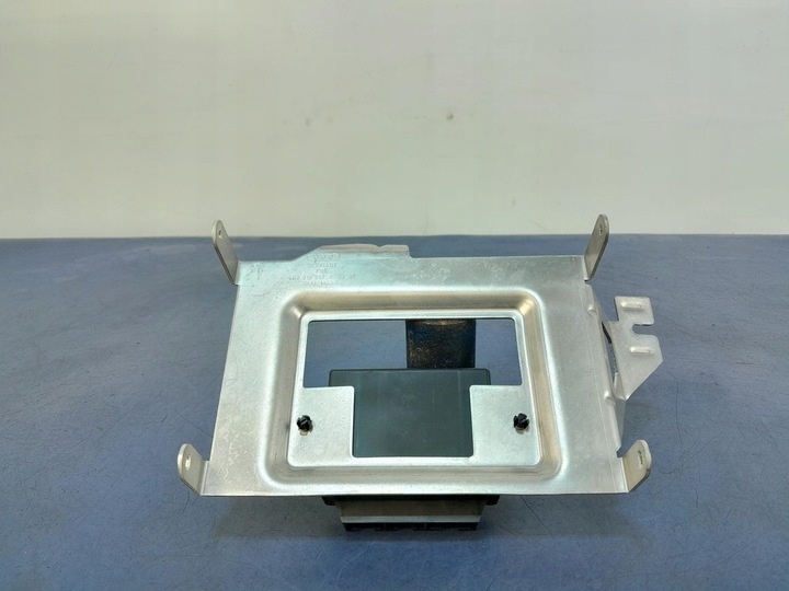 фото №3, Audi a8 d3 блок керування pdc 4e0919283c