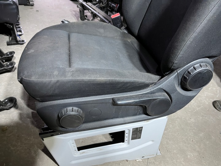 фото №8, Сиденье sprinter 907 910 2018-2024 левый европа