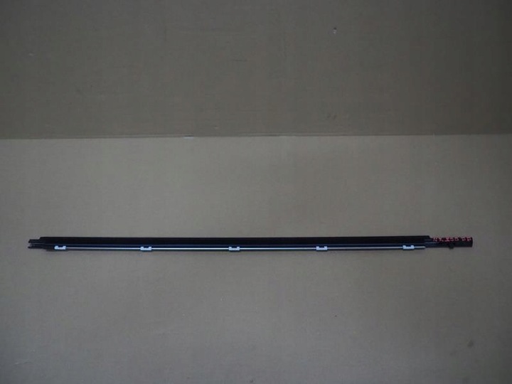 фото №6, Планка накладка дверь уплотнитель стекла правый перед lexus nx