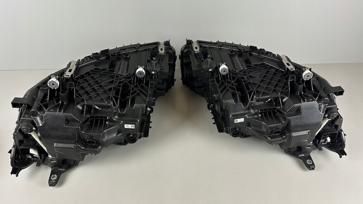 фото №12, Bmw 7 g11 g12 lci рестайлинг лампа левая правая laser 5a27a13 5a27a14