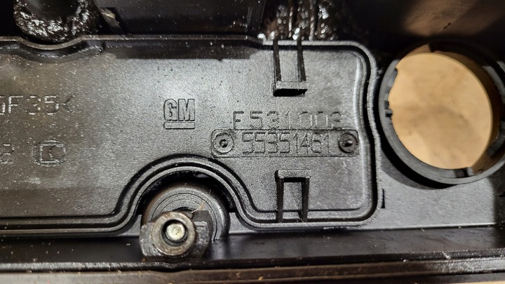 фото №4, Кришка клапанів opel corsa c d 1,2 55351461