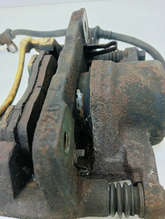 фото №6, Honda prelude iv 92-96 h22a суппорт тормозной тормоза левые перед 2,2 b jdm