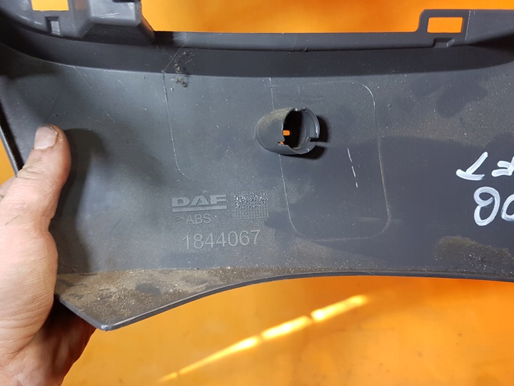 фото №2, Консоль панель роздавальна капот рамка корпус захист daf xf 106 рестайлінг