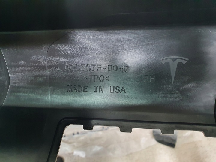фото №13, Tesla модель s рестайлинг накладка планка пороговая правая комплект новое 6005875-00-j