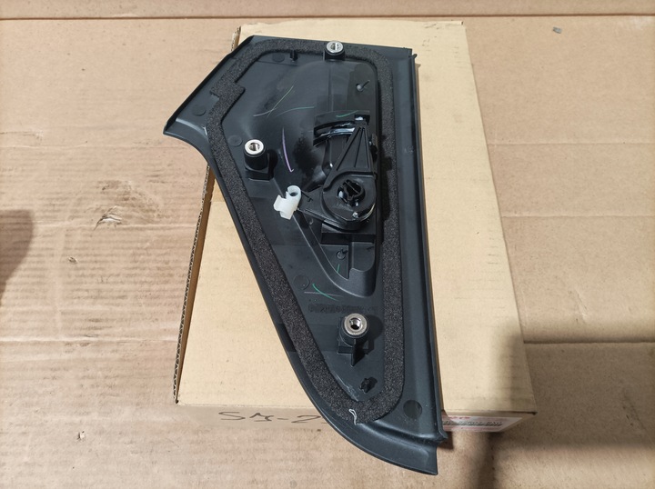 фото №2, Suzuki swift mk8 17- ручка наружная левая задняя