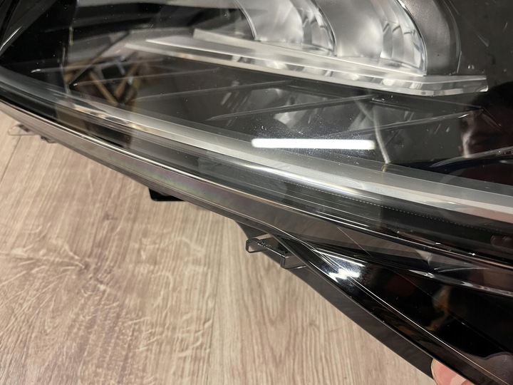 фото №11, Skoda superb iii рестайлінг лампа повний led ліва права перед комплект crystal