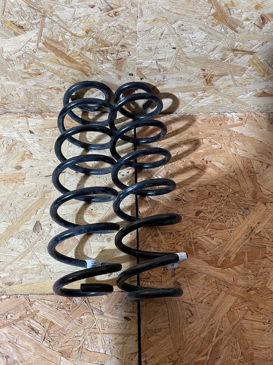 фото №1, Пружини зад vw golf 7 vii r 5q0511505js