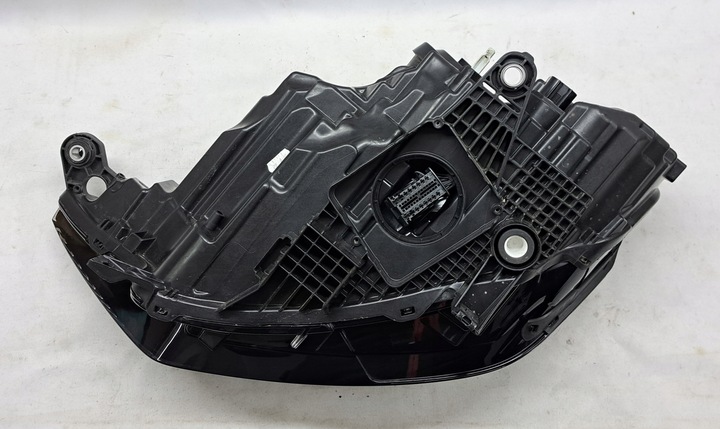 фото №9, Лампа права повний led audi a1 ii 82a941034d