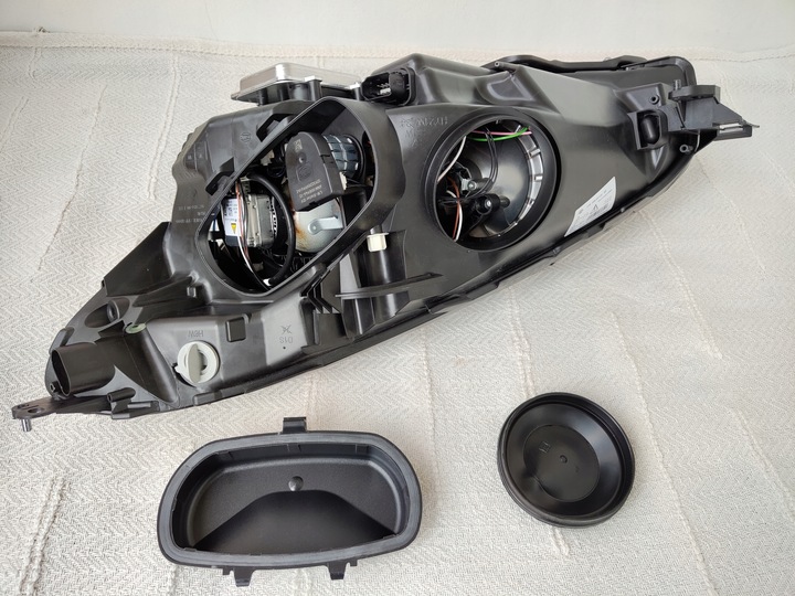 фото №8, Citroen c4 picasso i рестайлинг 10-13 лампа правая перед ксенон комплектная европа