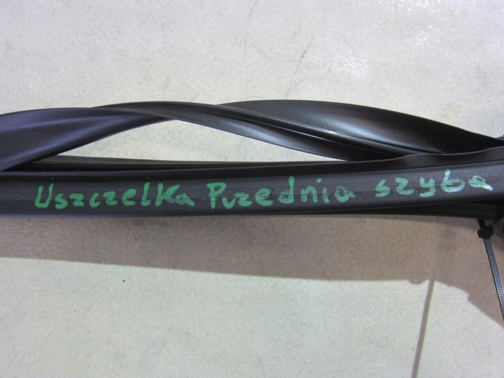 фото №14, Bmw 6 f12 f13 захист передній скла стійка a 7221175 51767221175