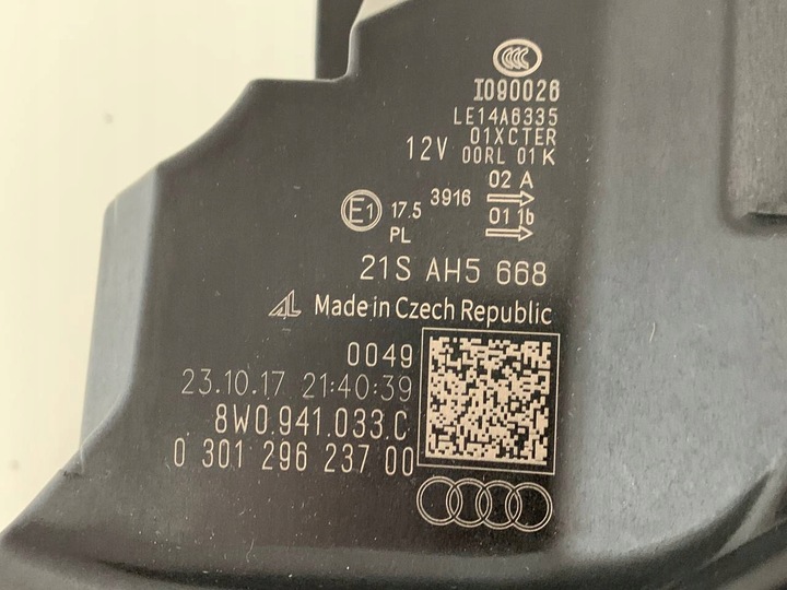 фото №16, Права ліва лампа фара audi a4 b9 передній рестайлінг повний led