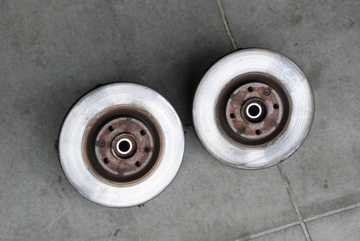 фото №1, Ступица поворотный кулак l / p перед peugeot 5008 i 14r