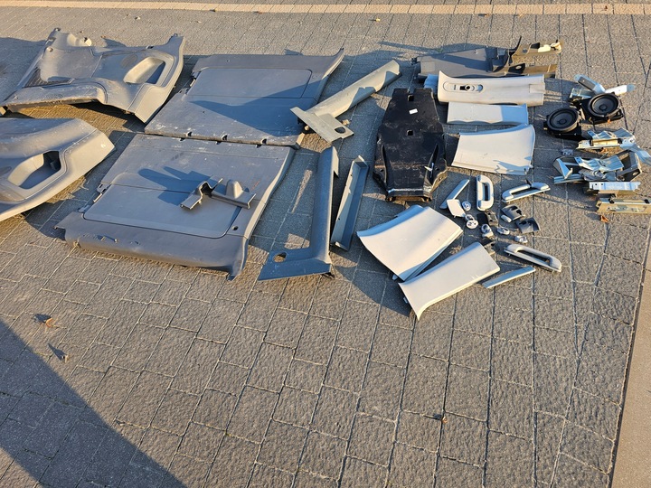 фото №9, Обшивки обивка надстройка комплект mercedes vito w639 короткий