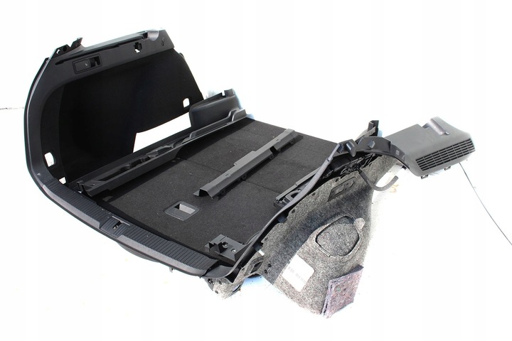 фото №14, Vw passat b8 универсал боковина + ковёр багажника обшивки багажник обивка 3g986