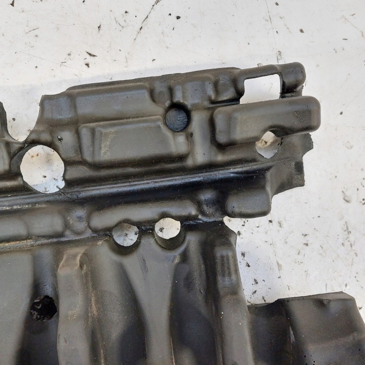 фото №11, Volvo v40 ii d4 2,0d d4204t14 шумоізоляція двигуна 31368380