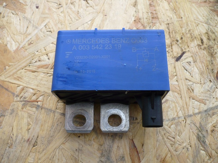 фото №1, Mercedes w176 w117 w246 модуль клеммы a0035422319