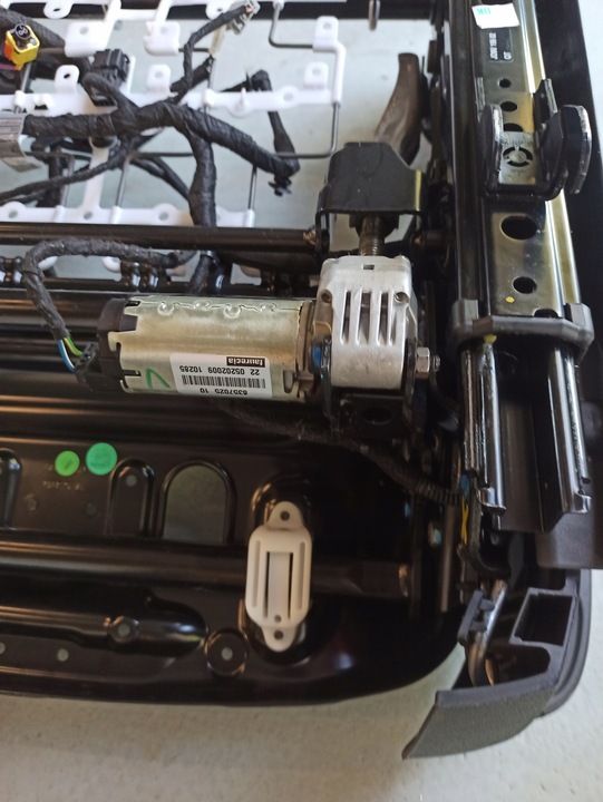 фото №7, Insignia подножка сиденья каркас сиденье моторчик