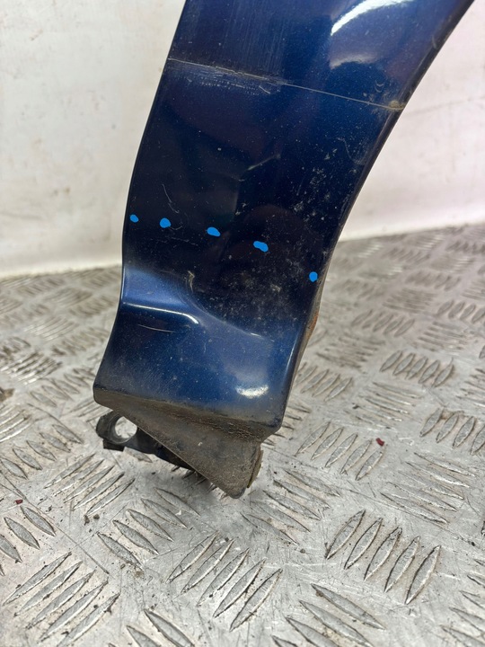 фото №7, Крыло перед переднее правый toyota avensis t25 03-