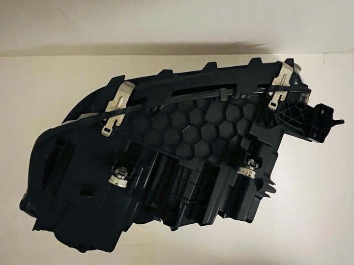 фото №10, Bmw x5 g05 2021 права сторона лампа передня