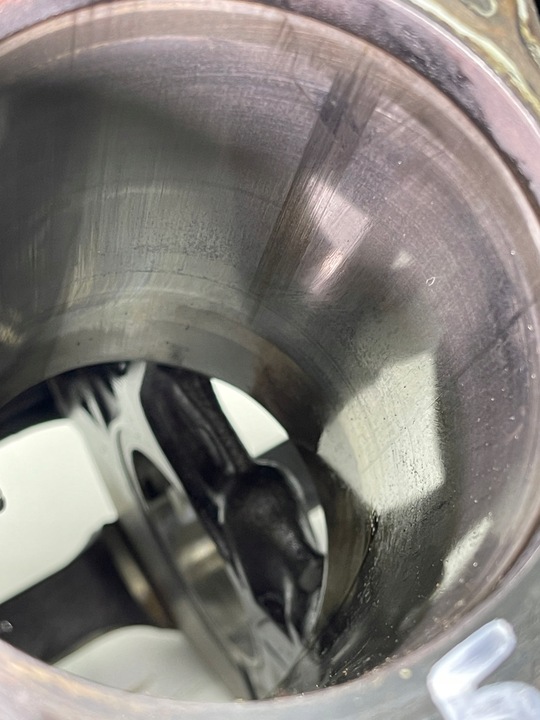 фото №9, Audi q7 4l 3.0 tdi bug блок двигатель цилиндр цилиндры + комплект поршней