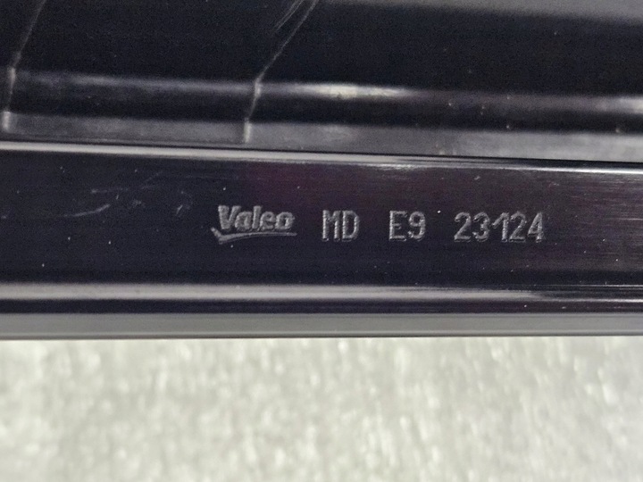 фото №12, Левая планка хром led решётка решётка vw golf viii 8 5h0 5h0941653c