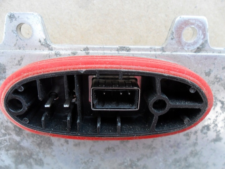 фото №7, Блок розжига ксенона оригинал bmw5 e60 e65 5dv009000-00 2003-