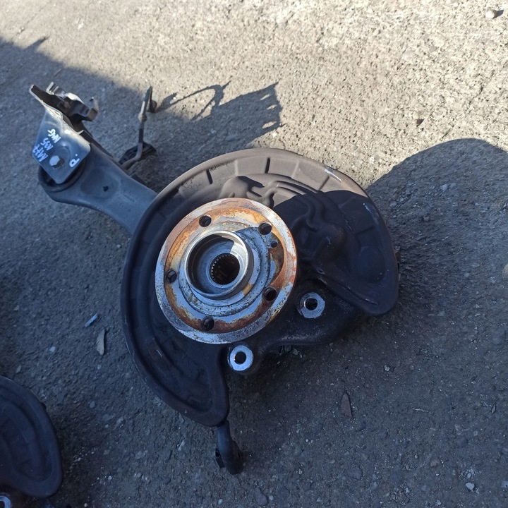 фото №4, Mercedes w177 amg a35 2.0 b поворотный кулак правый зад a1773506401 a2473520300