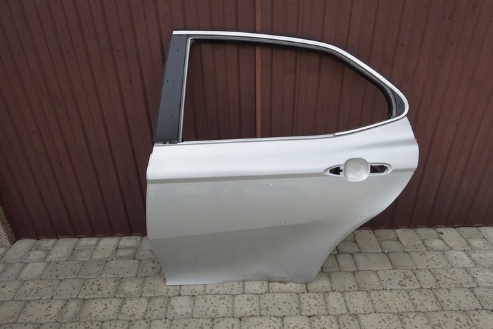 фото №1, Toyota camry viii двері зад задні ліві