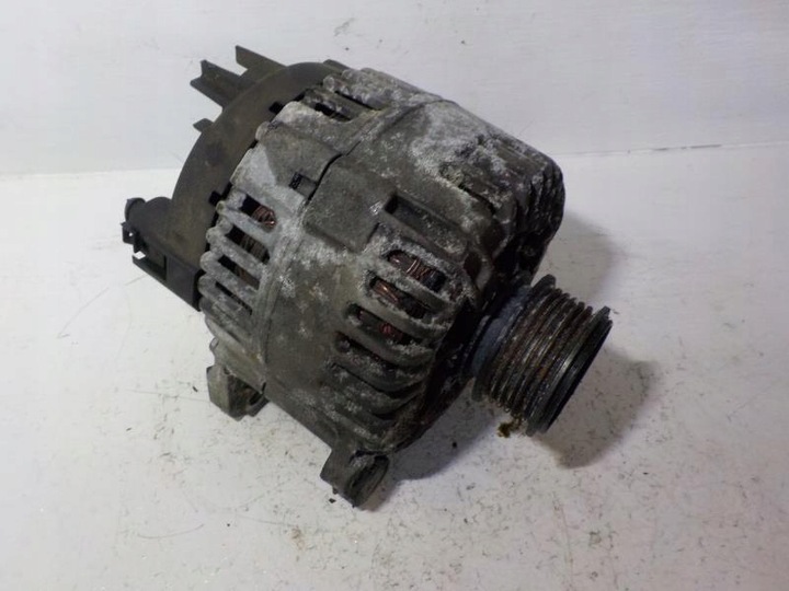 фото №1, Audi a4 b7 генератор 06f903023h