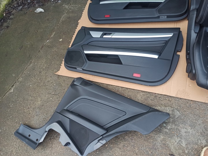 фото №16, Сиденья диван салон кожа mercedes e-klasa w207 купе рестайлинг amg 16r подогрев