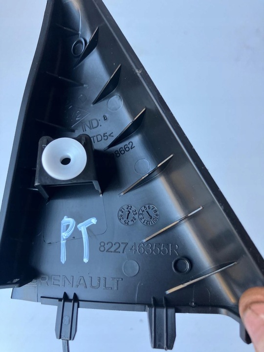 фото №3, Заглушка треугольник дверь megane v e-tech правый зад 822746355r