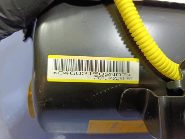 фото №7, Toyota rav4 ii 00-03 подушка пассажира 73970-42020