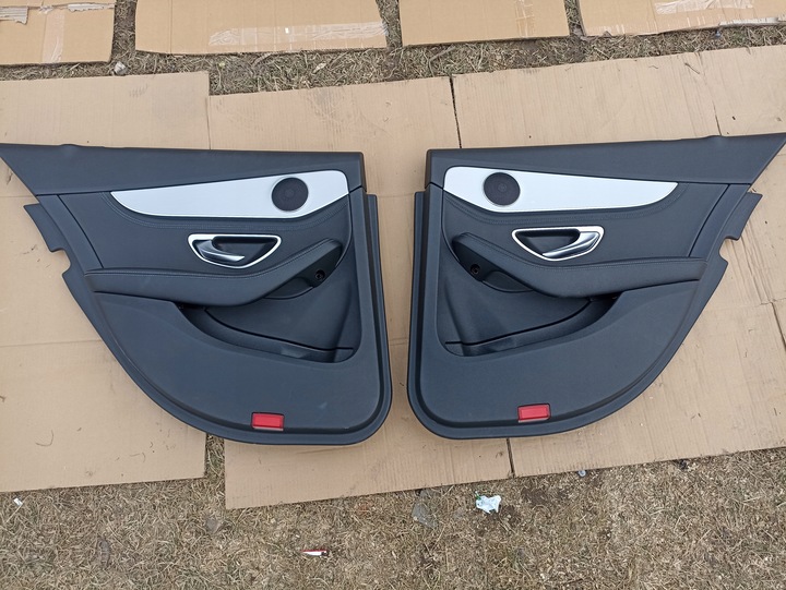 фото №1, Mercedes w205 c-klasa боковина дверь задних обивка правые левый