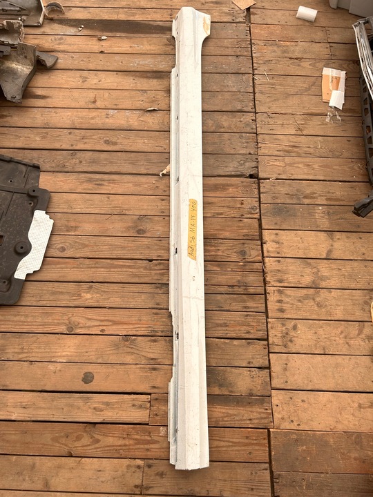 фото №1, Audi a6 s6 c8 s-line 4k0 поріг планка порогова права біла