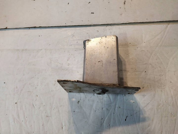 фото №7, Зона зминання зад opel astra j універсал 13409229